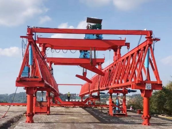 1000噸架橋機(jī)的價(jià)格與設(shè)備保修期限的關(guān)系？